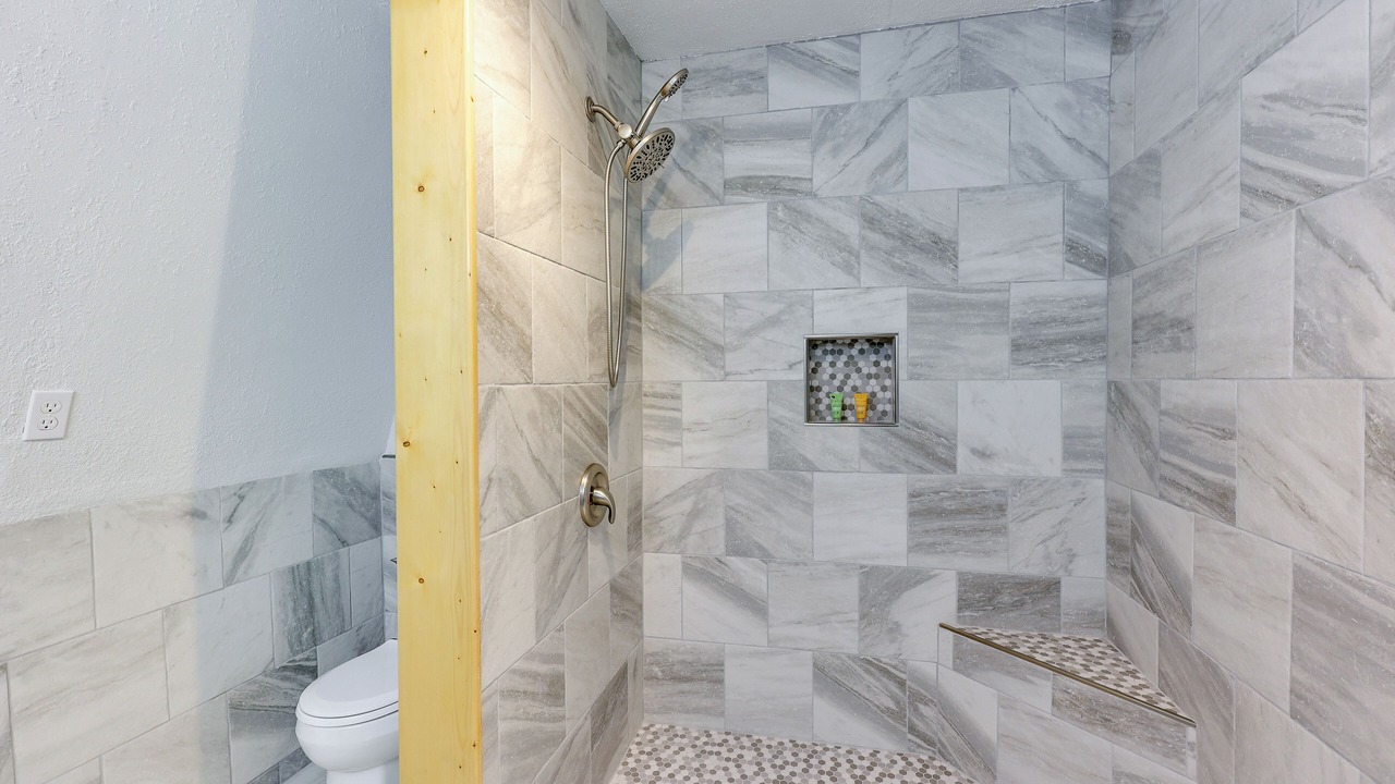 Photo of Bathroom in Broken Bow