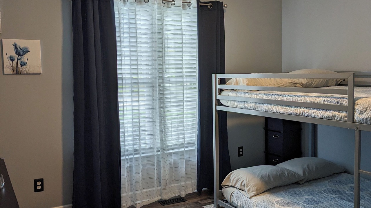 Photo of Bedroom in Huntcliff