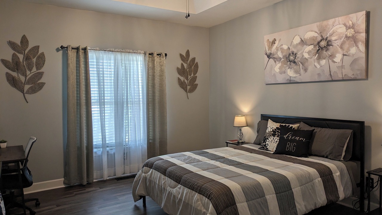 Photo of Bedroom in Huntcliff