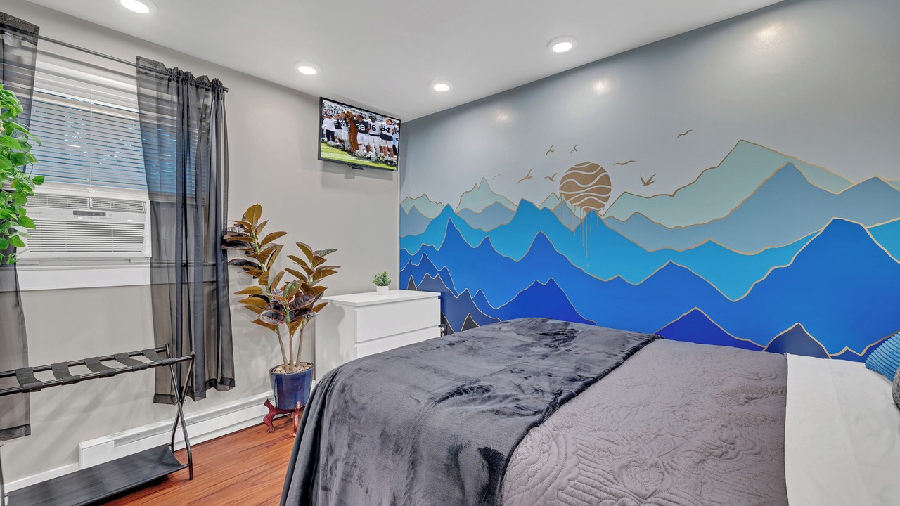 Photo of Bedroom in State College