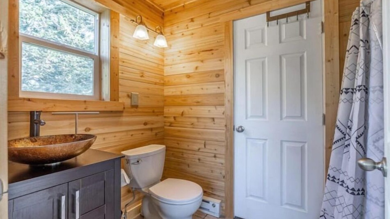 Photo of Bathroom in East Glacier Park