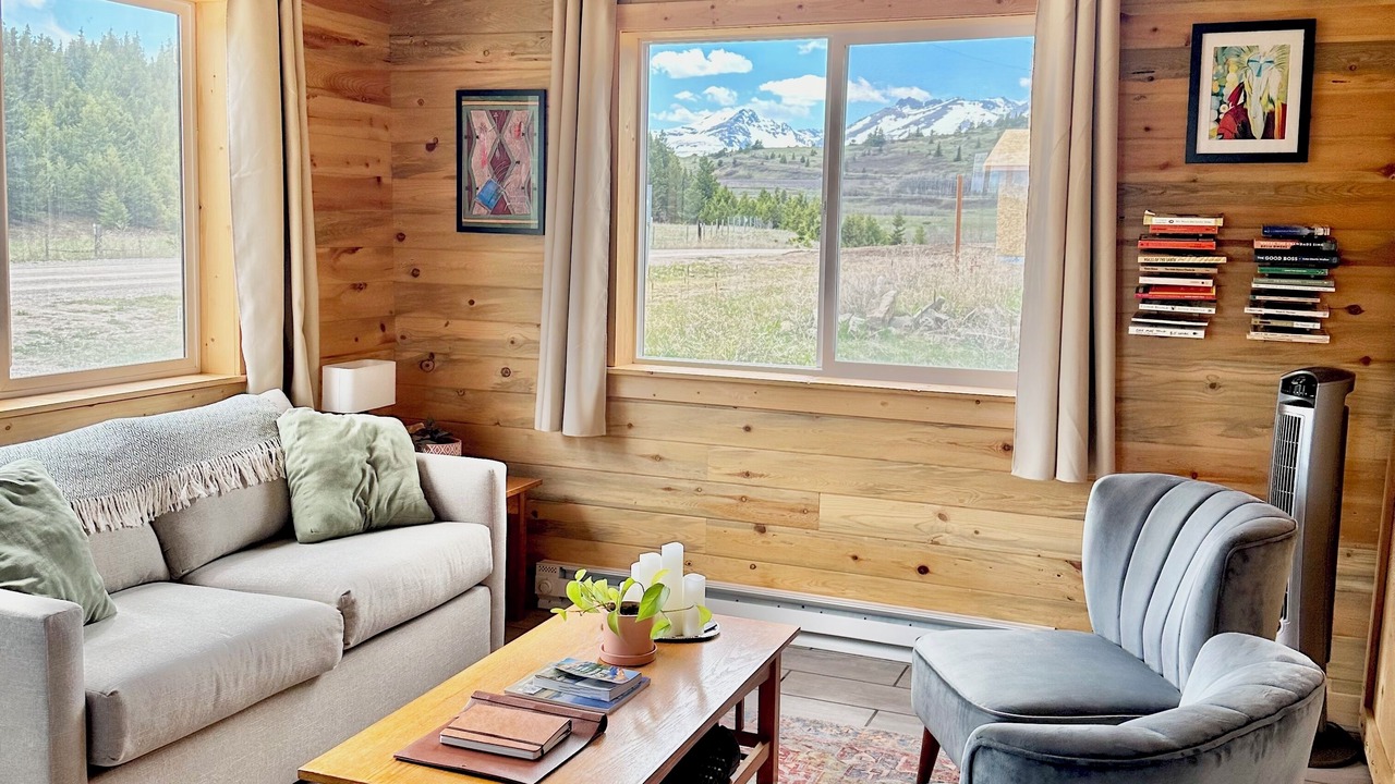 Photo of Bedroom in East Glacier Park