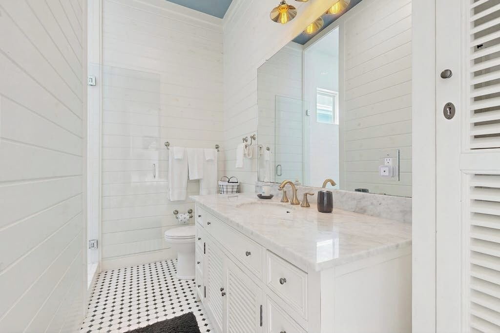 Photo of Bathroom in Beachside Village