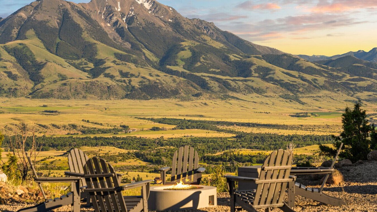 Photo of Outdoor in Emigrant