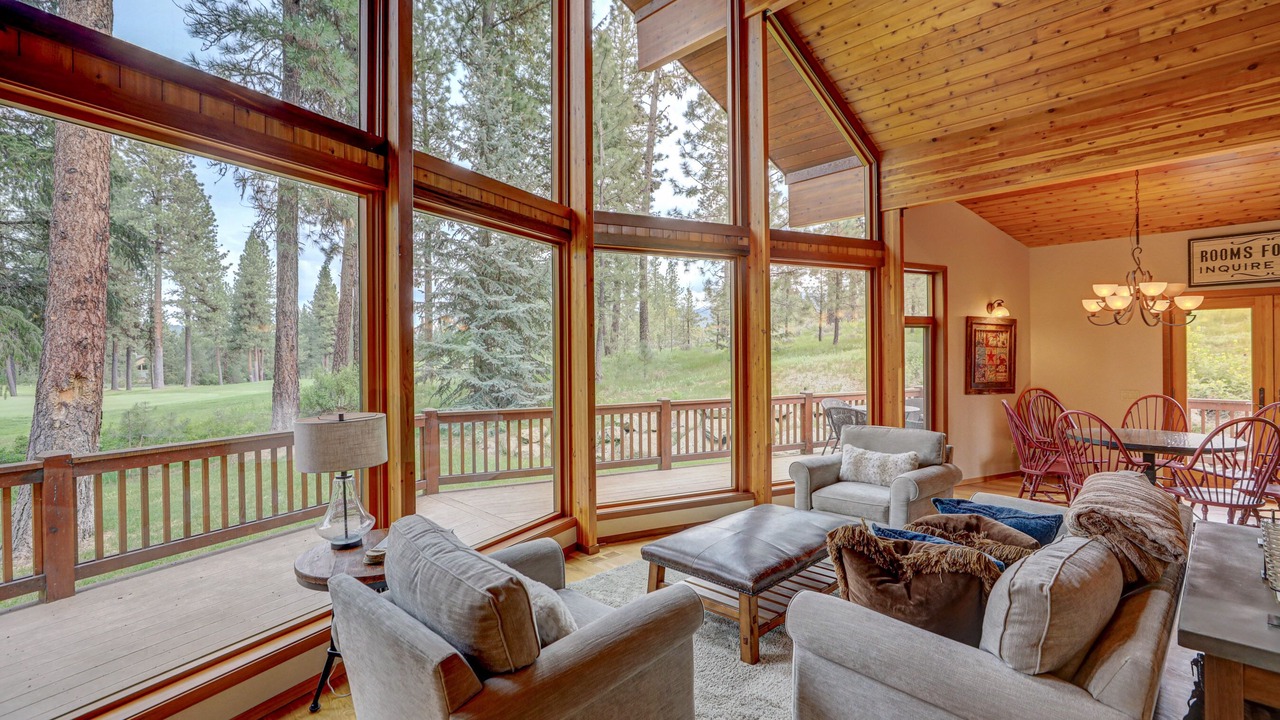 Photo of Livingroom in New Meadows