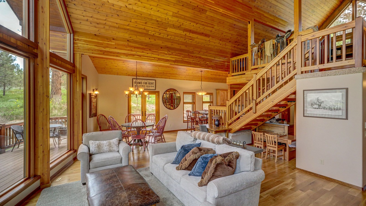 Photo of Livingroom in New Meadows
