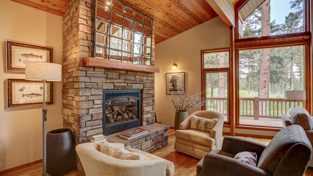 Photo of Livingroom in New Meadows
