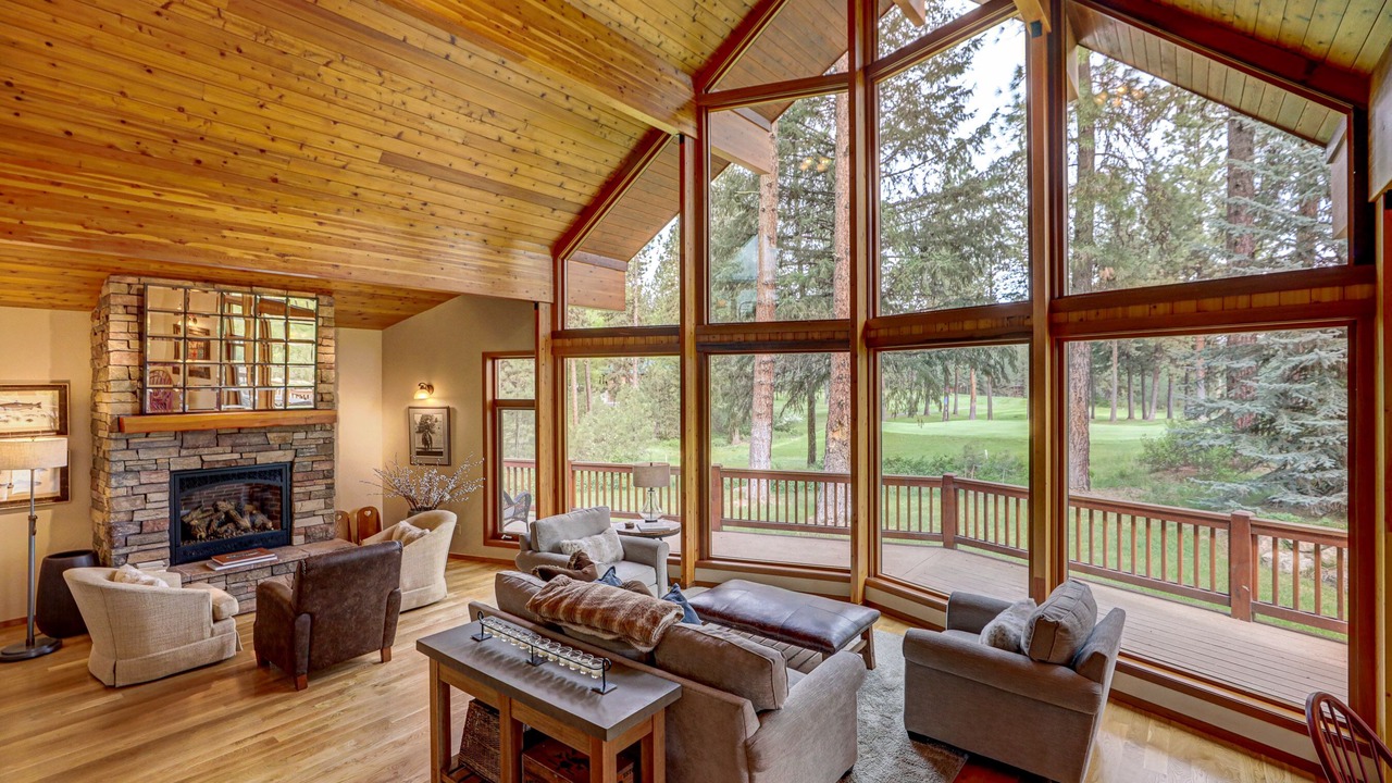 Photo of Livingroom in New Meadows