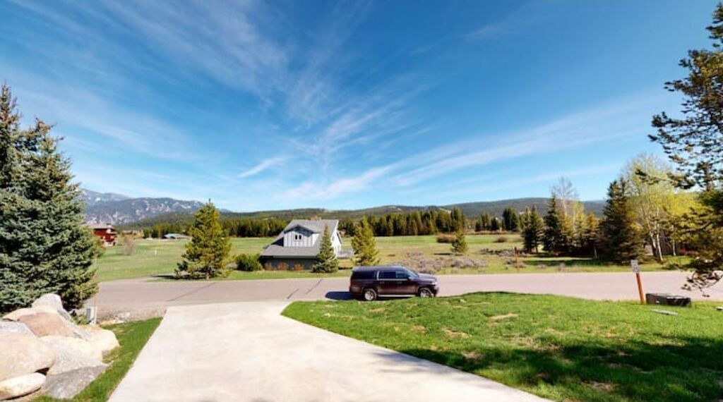 Photo of Others in Big Sky
