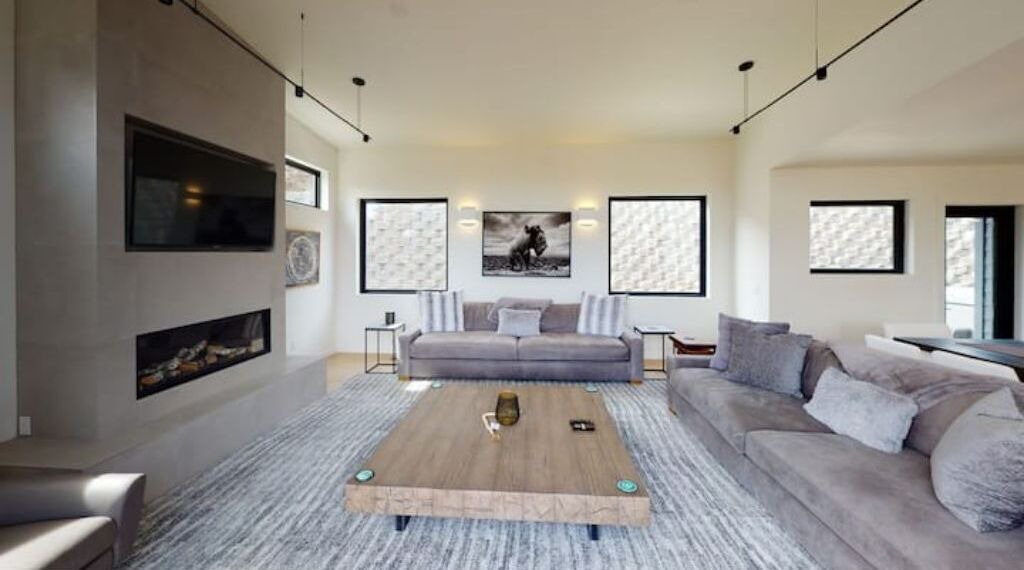 Photo of Livingroom in Big Sky