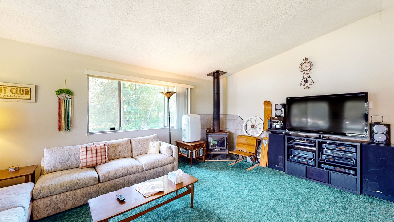 Photo of Livingroom in Rathdrum