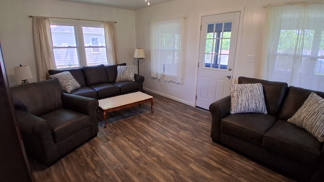 Photo of Livingroom in Lakeview