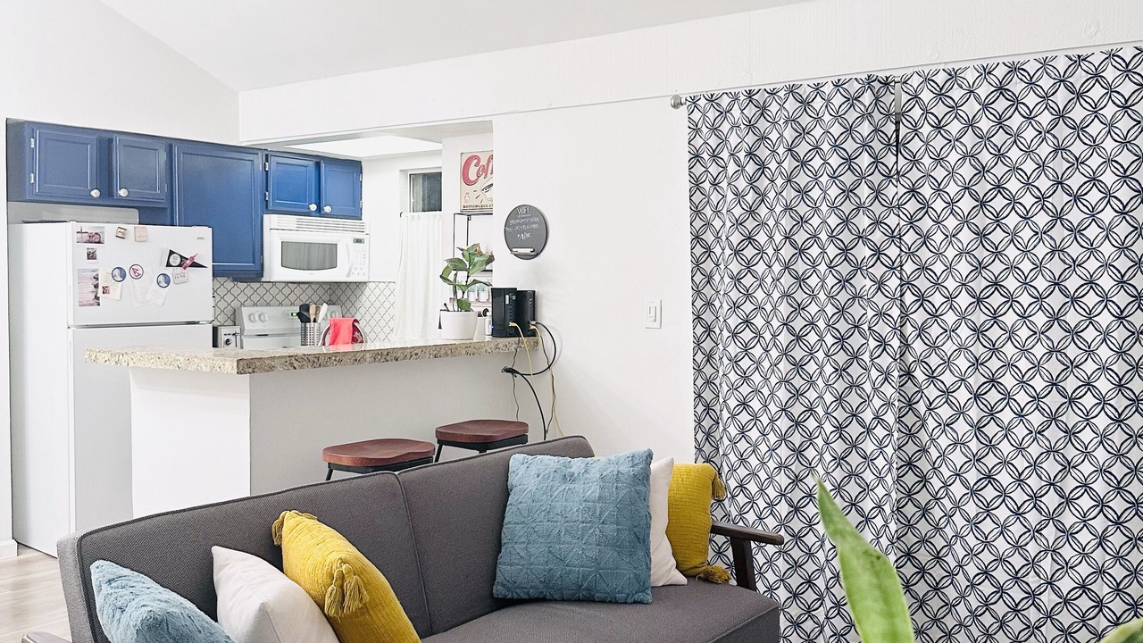 Photo of Livingroom in Dawson