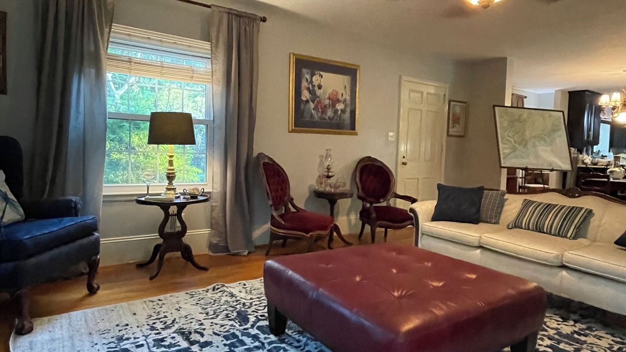 Photo of Livingroom in Shelby