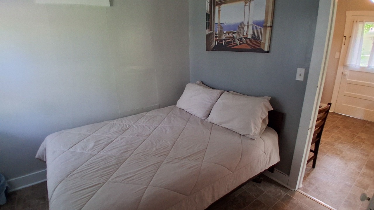 Photo of Bedroom in Lakeview