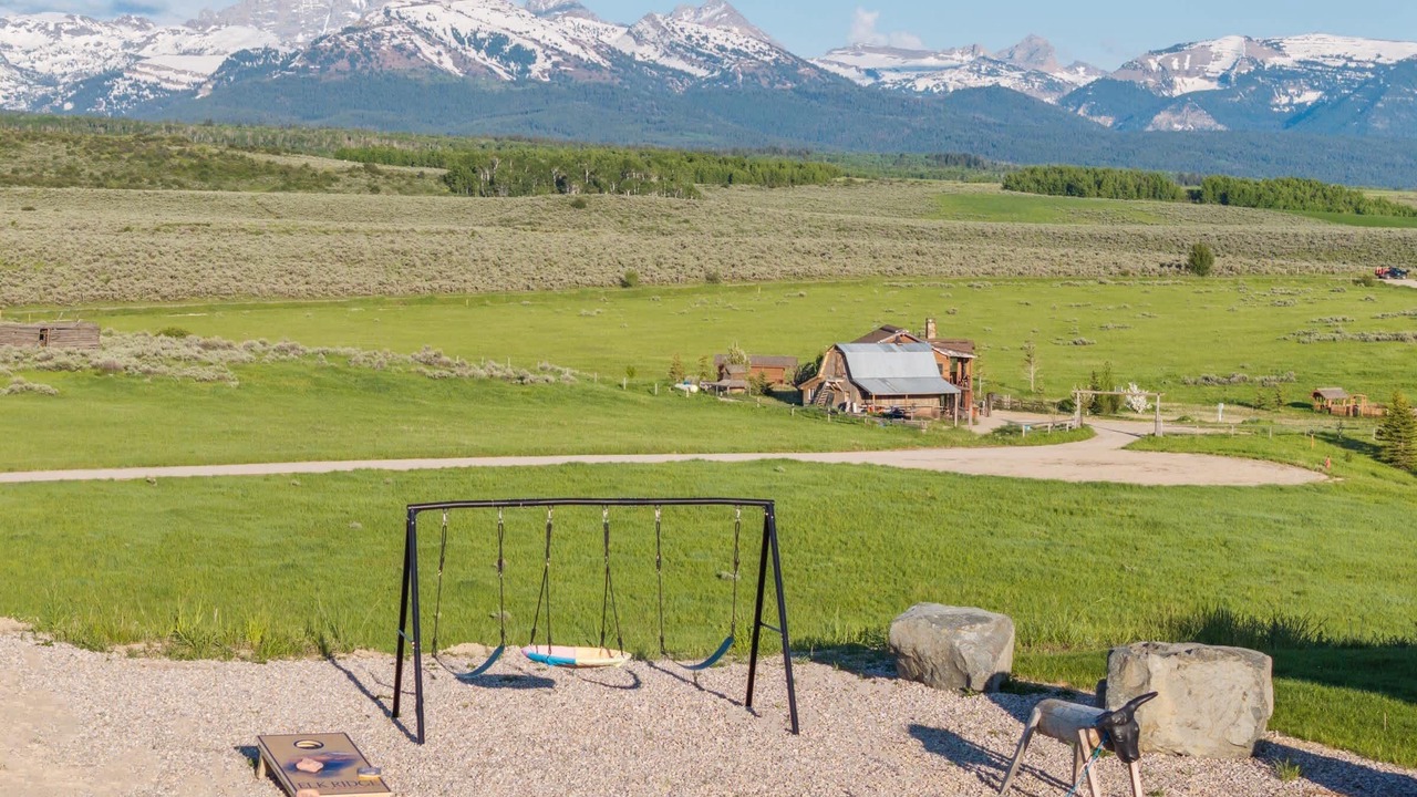 Photo of Others in Tetonia