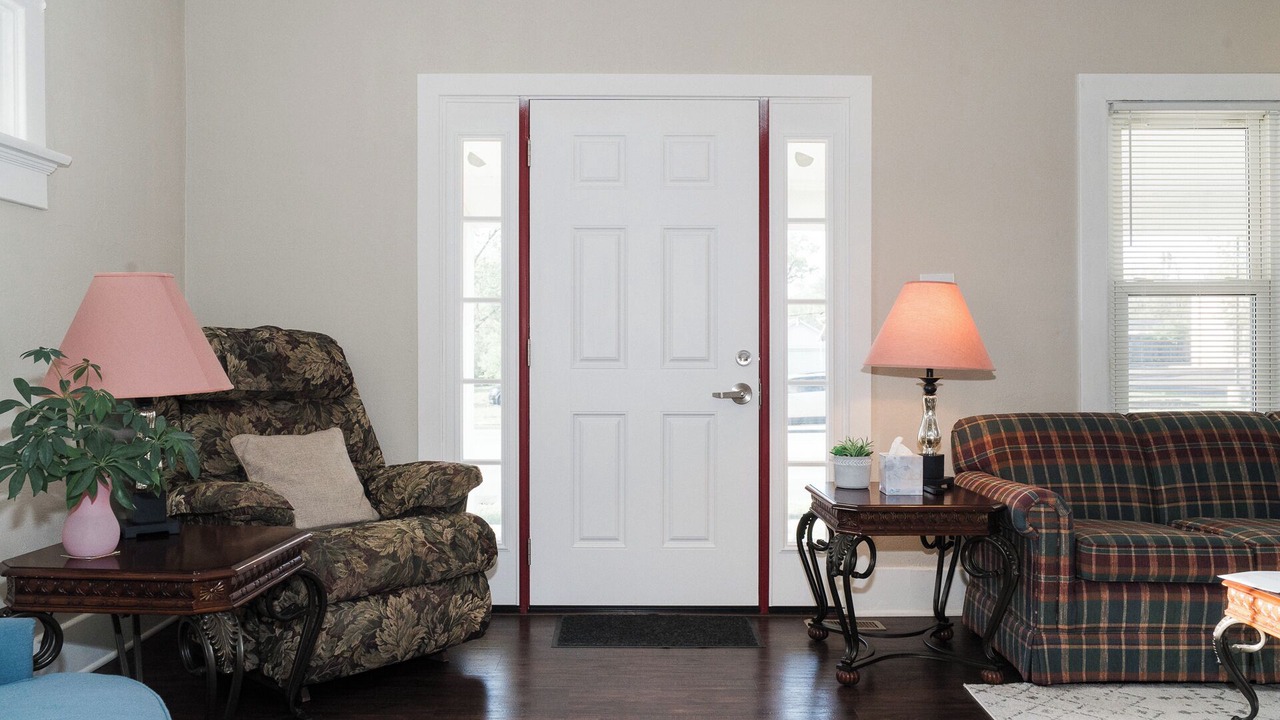 Photo of Livingroom in Northridge