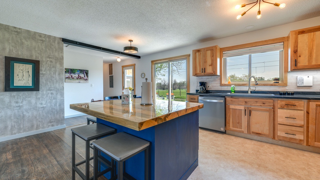 Photo of Kitchen in Lander