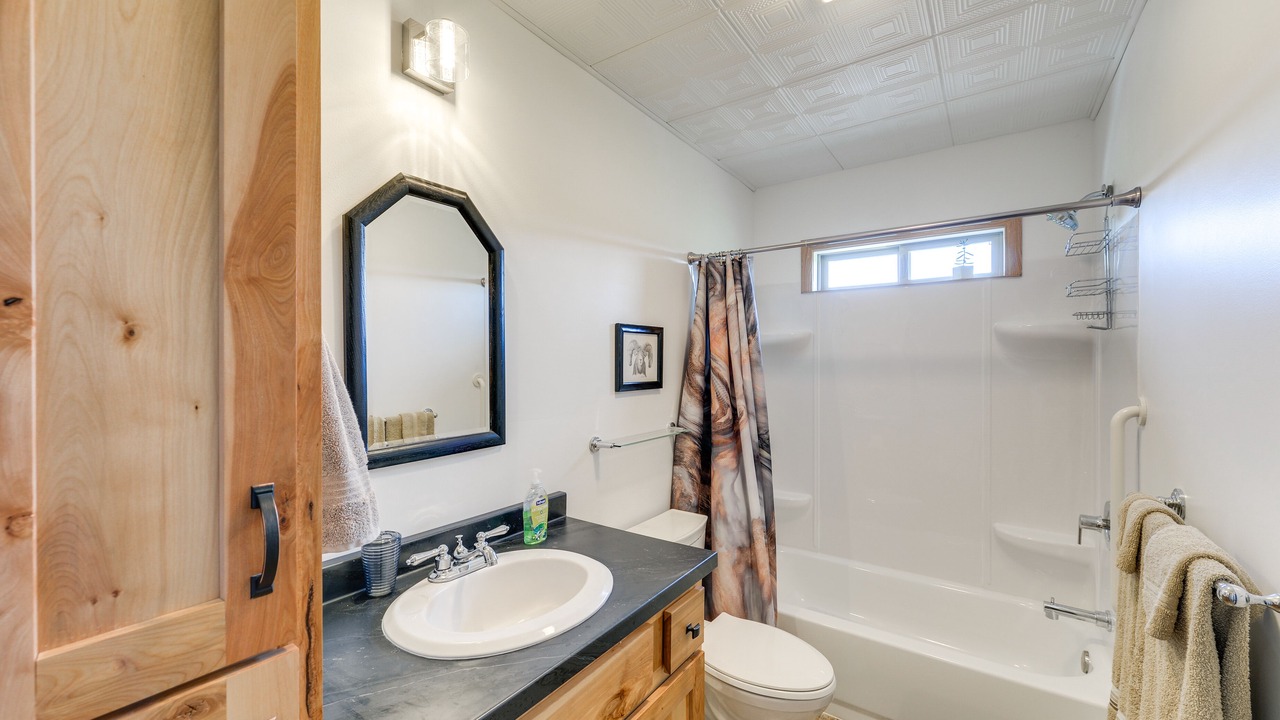 Photo of Bathroom in Lander
