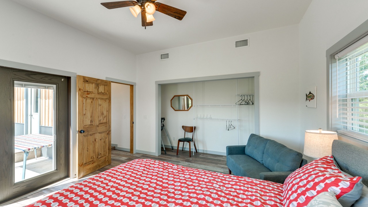 Photo of Bedroom in Lander