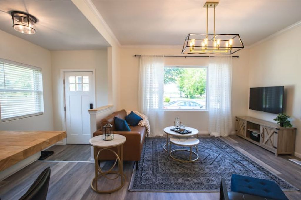 Photo of Livingroom in Seelyville