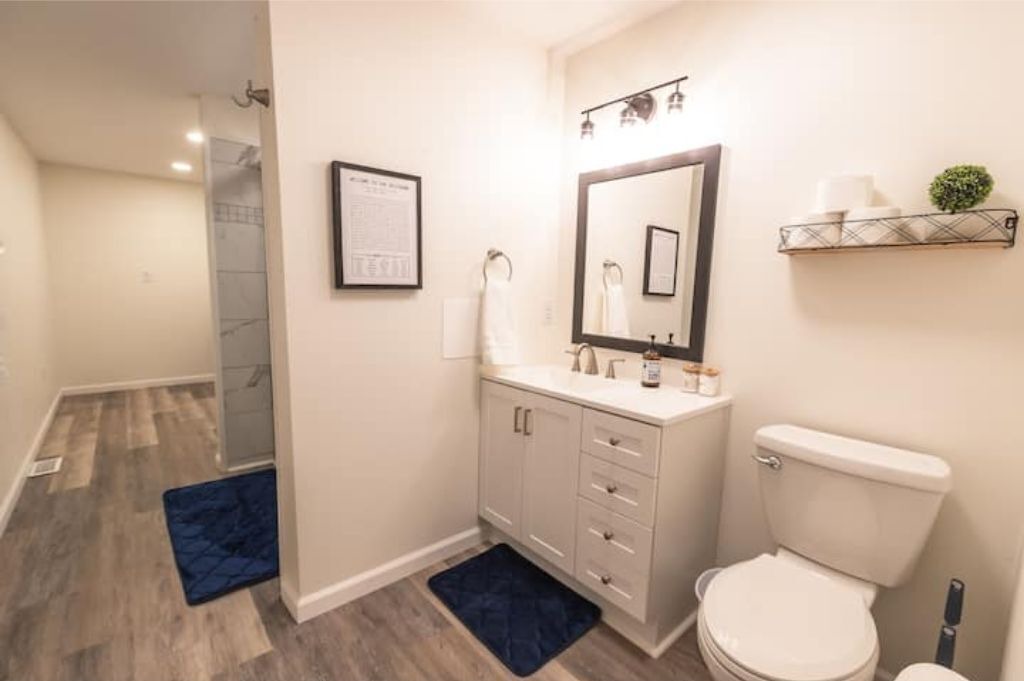 Photo of Bathroom in Seelyville