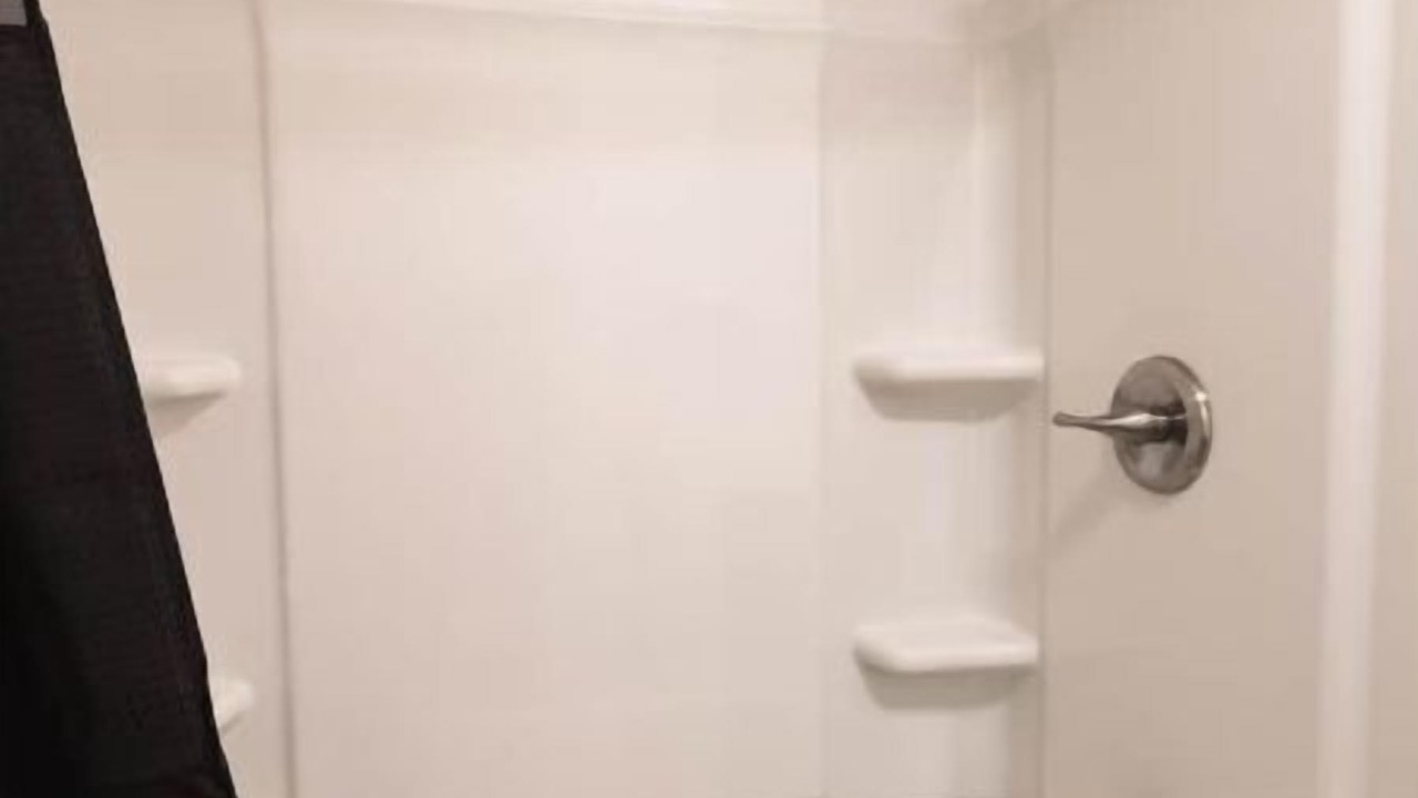 Photo of Bathroom in Seelyville
