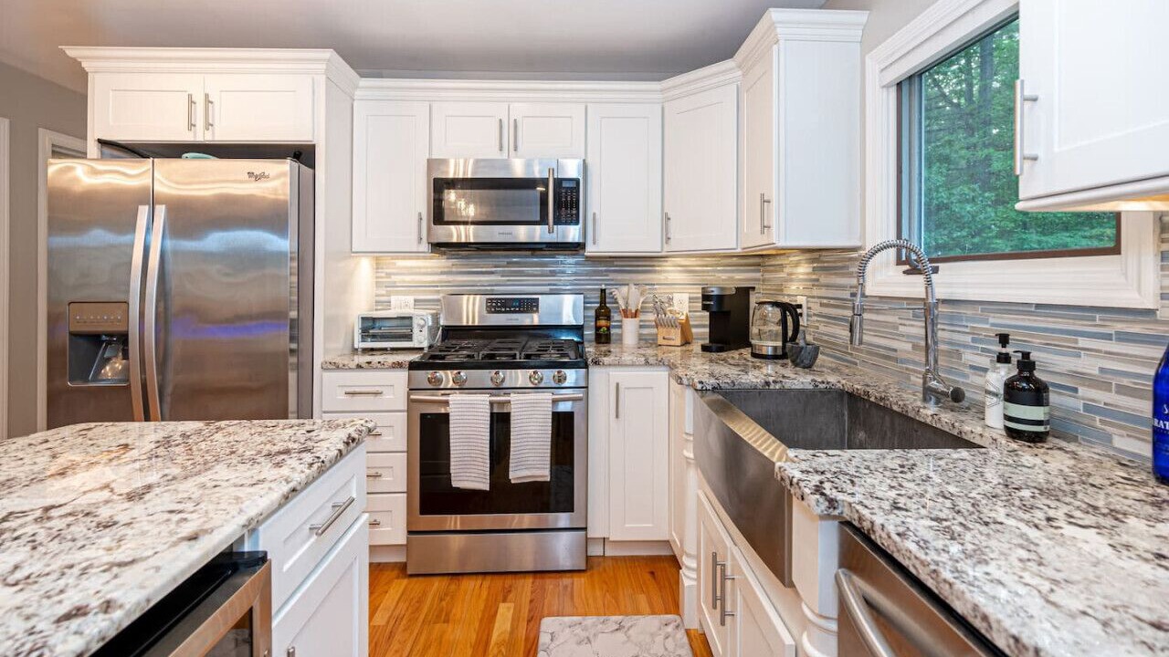 Photo of Kitchen in Geyser Crest