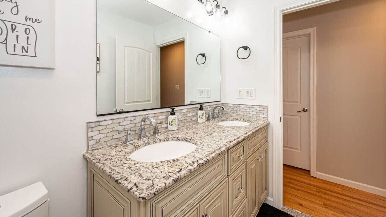 Photo of Bathroom in Geyser Crest