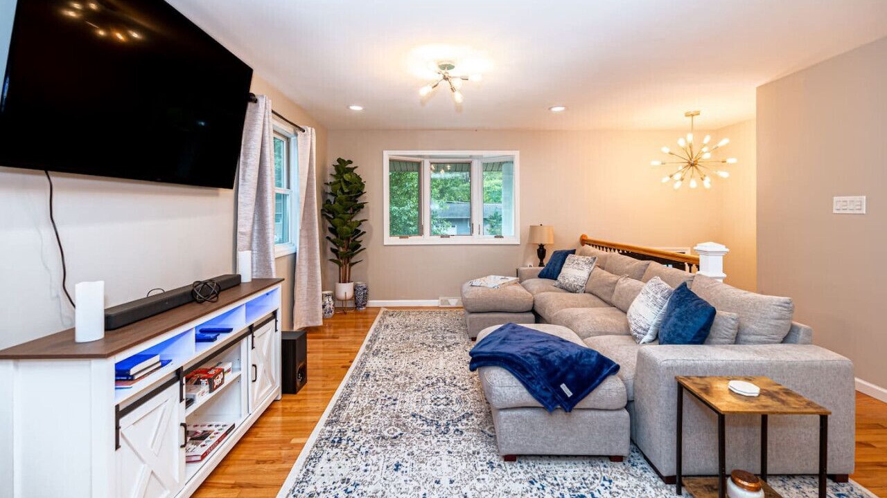Photo of Livingroom in Geyser Crest