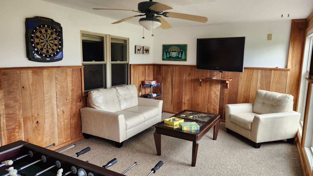 Photo of Bedroom in Hanoverton