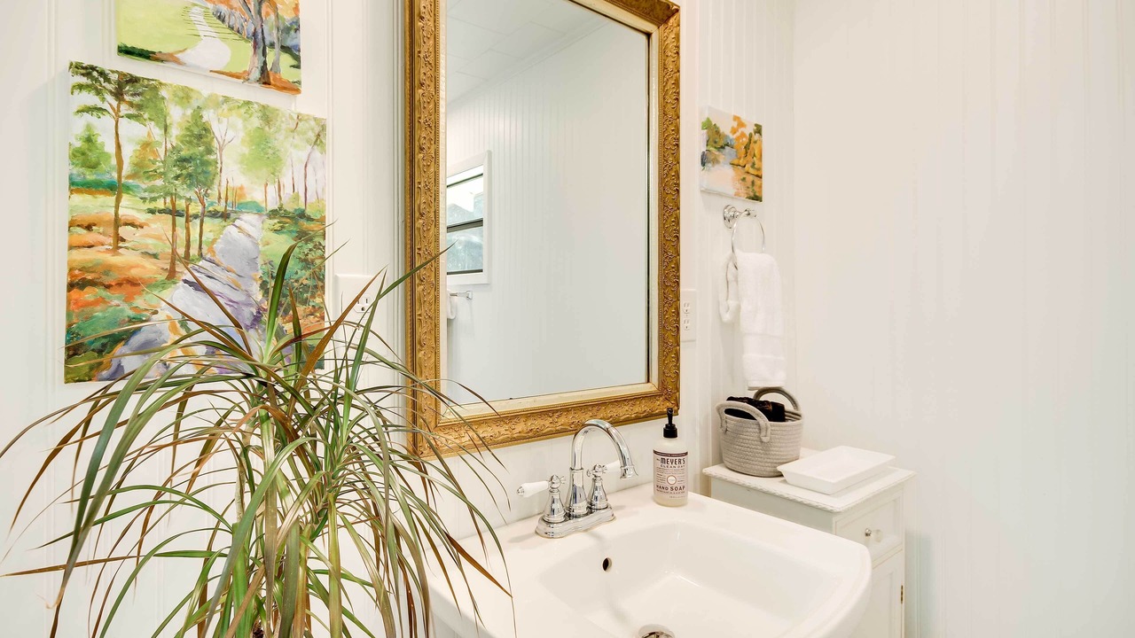 Photo of Bathroom in McComb