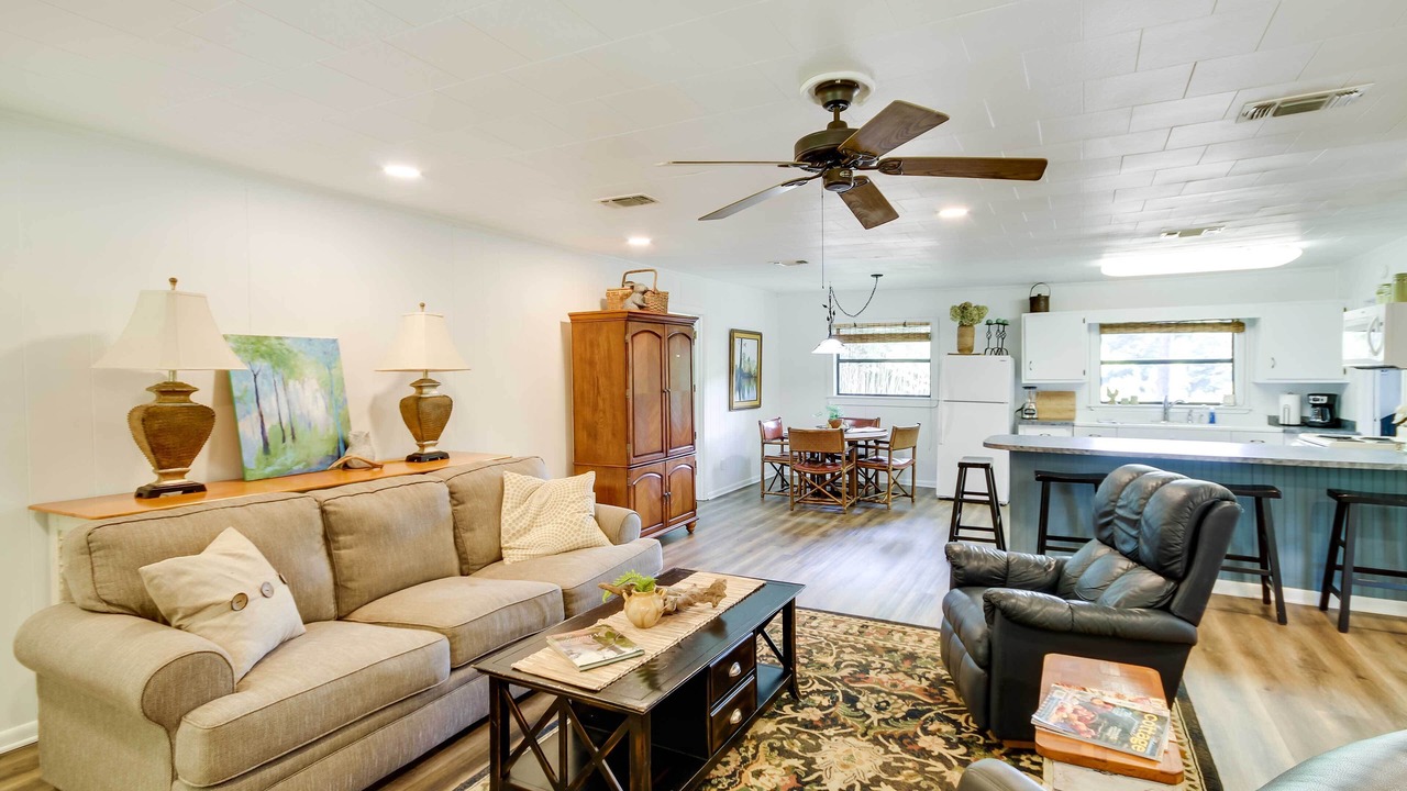 Photo of Livingroom in McComb