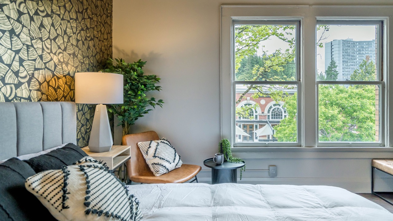 Photo of Bedroom in Downtown Eugene
