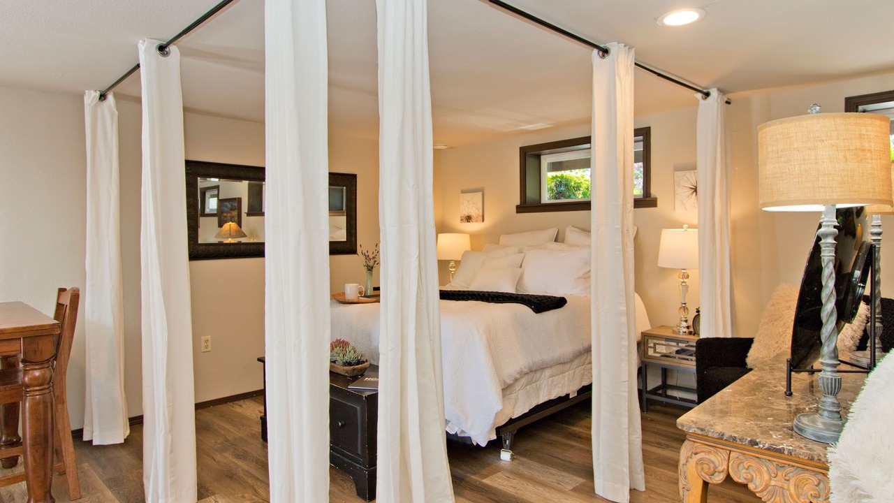Photo of Bedroom in Enumclaw