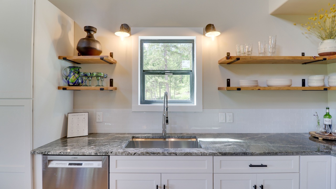 Photo of Kitchen in Lakeside