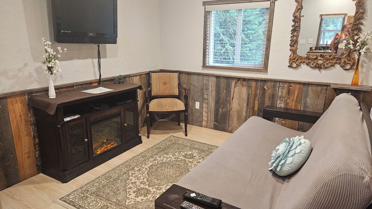 Photo of Livingroom in Libby