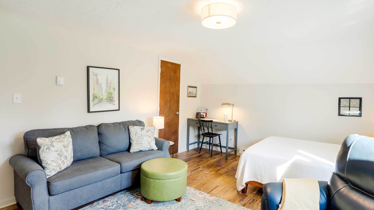 Photo of Bedroom in Norwalk