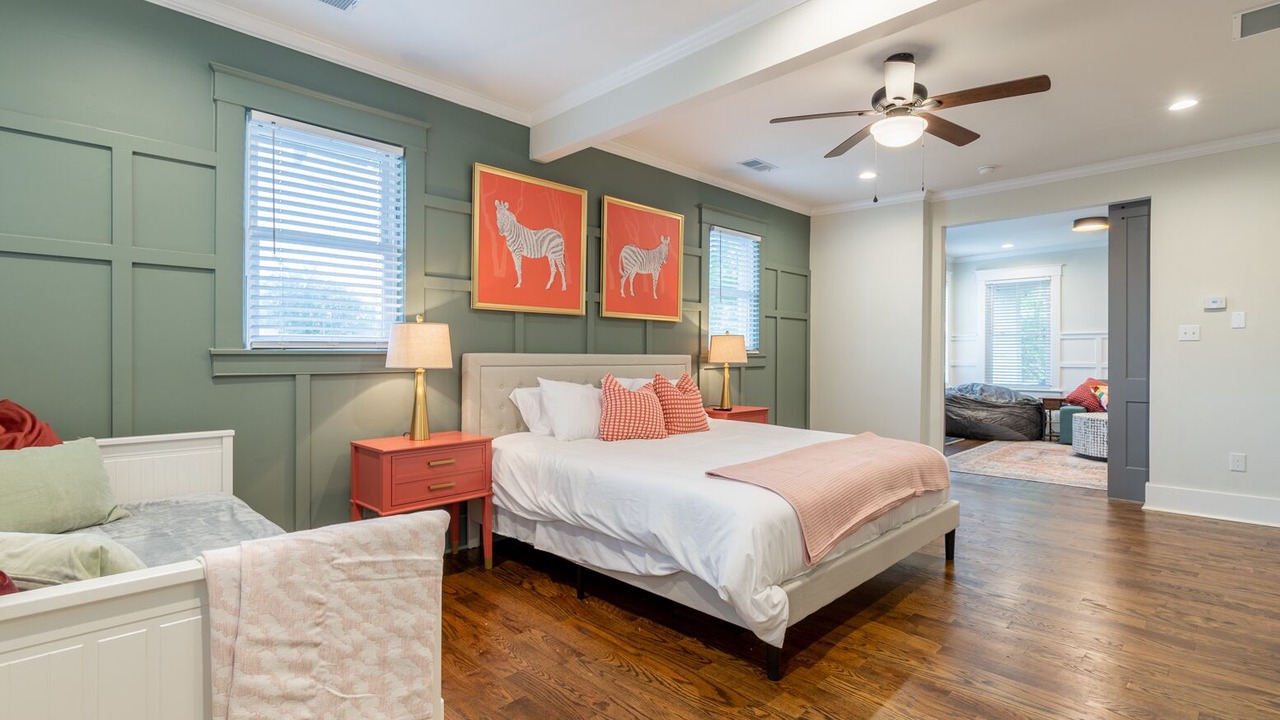 Photo of Bedroom in East Midtown