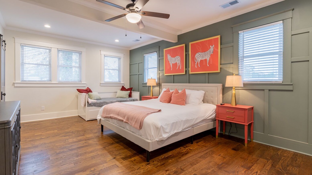 Photo of Bedroom in East Midtown