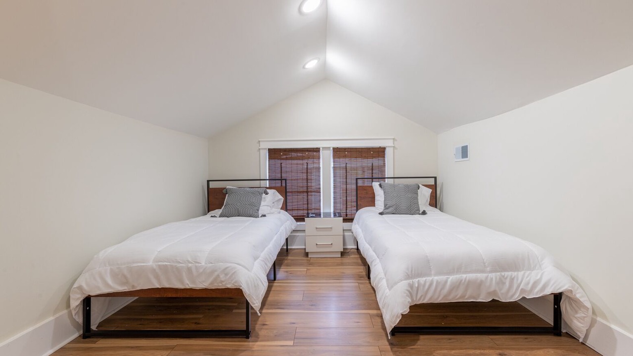 Photo of Bedroom in East Midtown
