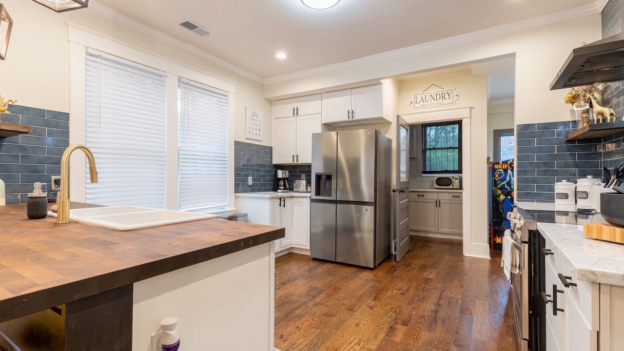 Photo of Kitchen in East Midtown