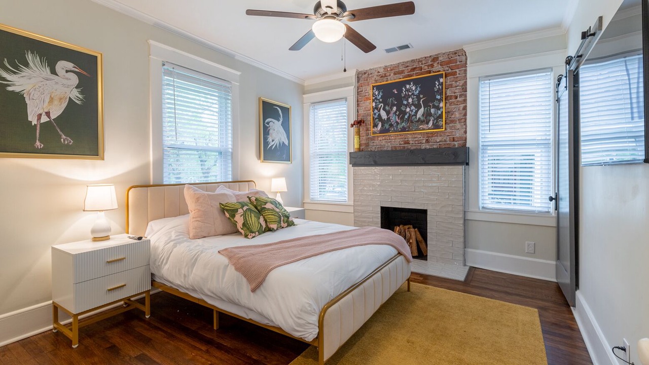 Photo of Bedroom in East Midtown