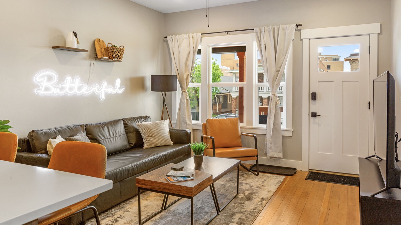 Photo of Livingroom in Butte
