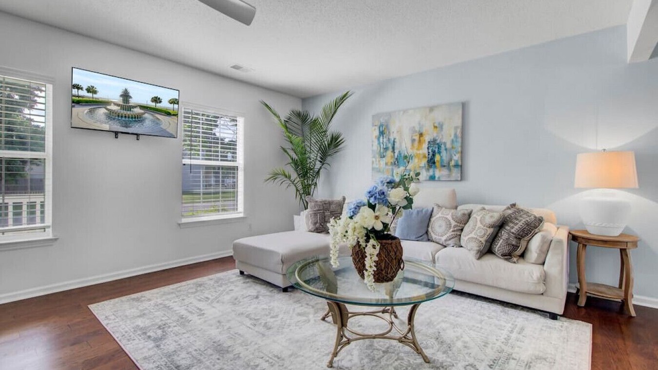 Photo of Livingroom in North Charleston