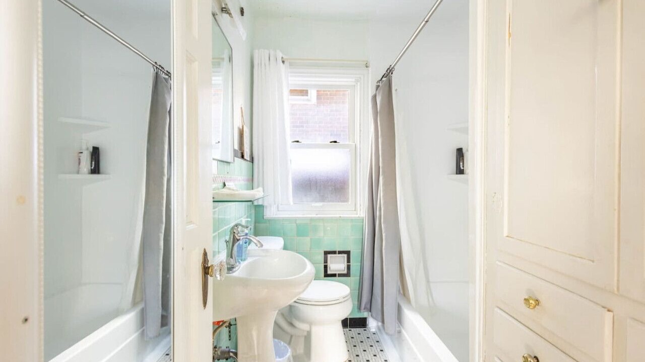 Photo of Bathroom in Meridian-Kessler