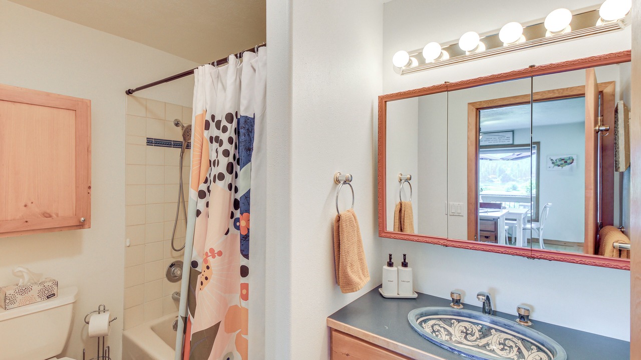 Photo of Bathroom in Newport