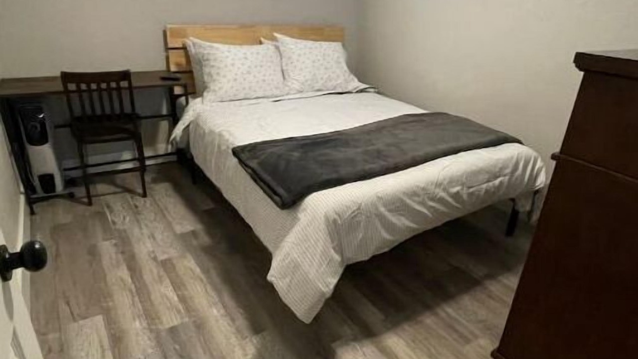 Photo of Bedroom in Central - Terry