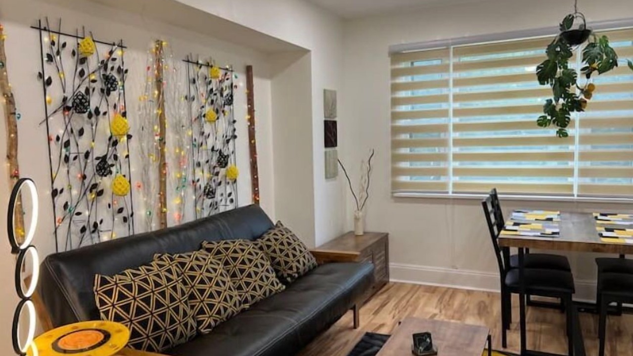 Photo of Livingroom in Tremont