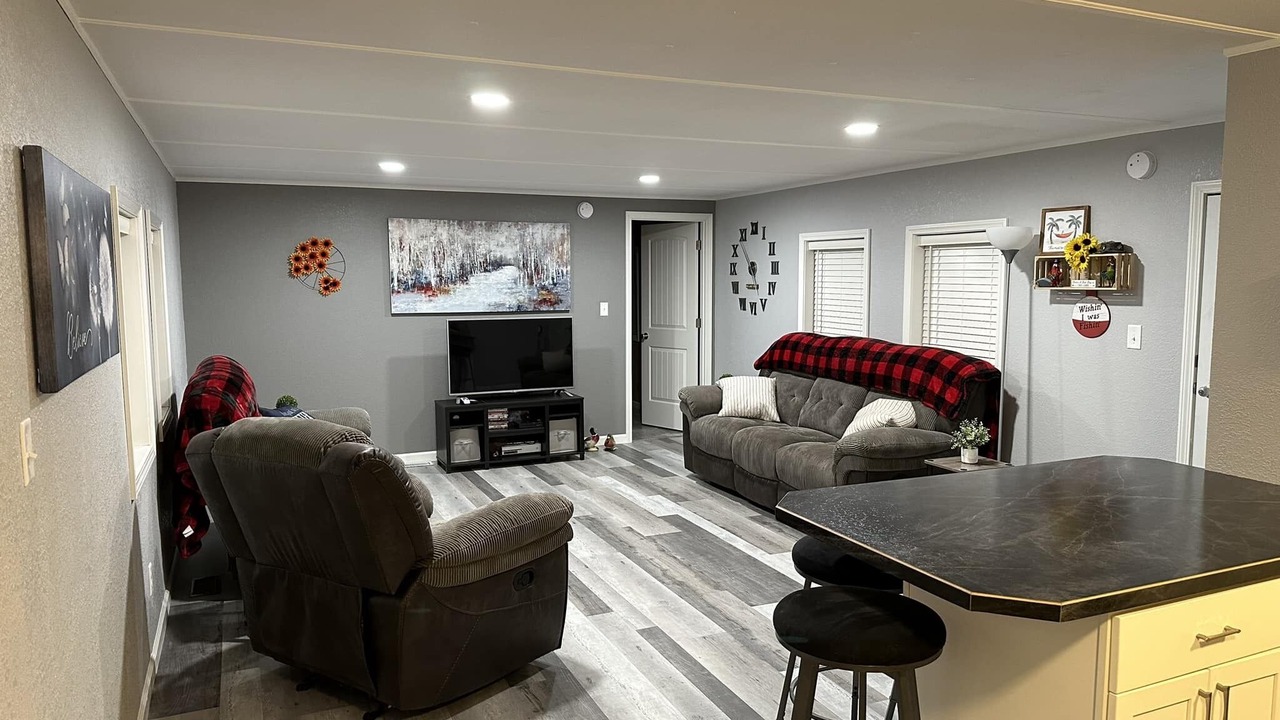 Photo of Livingroom in Sibley